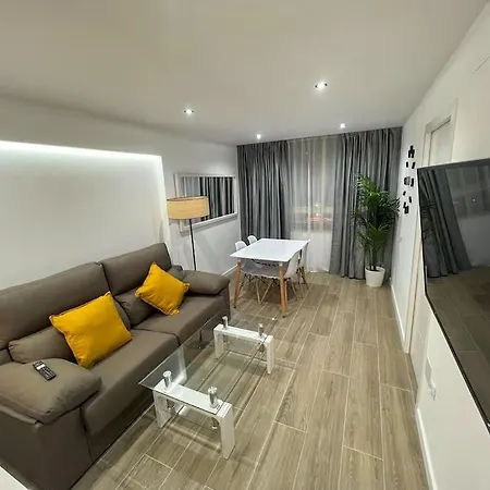Price For Reservations Of 7 Nights August- Ask *